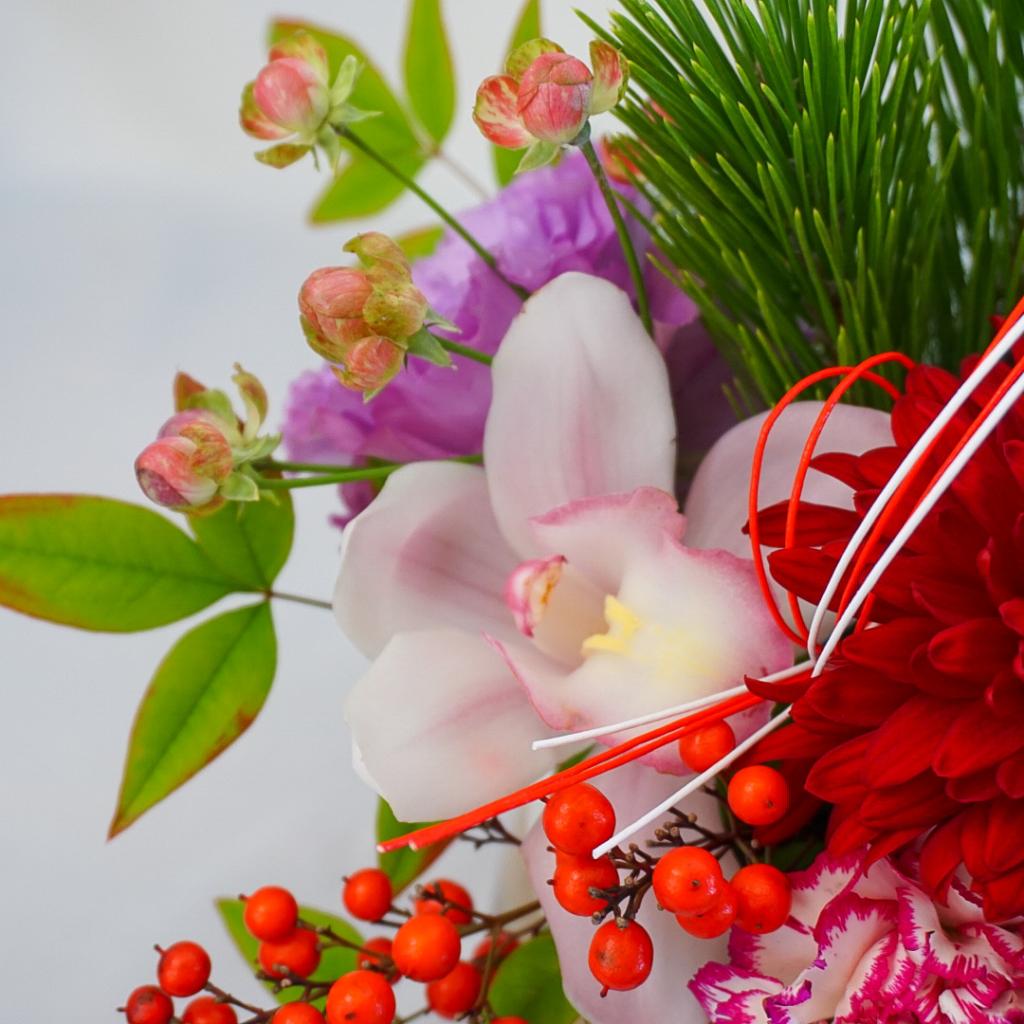 【お正月アレンジ】レッド×パープル■信楽焼の器/送料込み※着日指定なしのご注文で29日のお届け