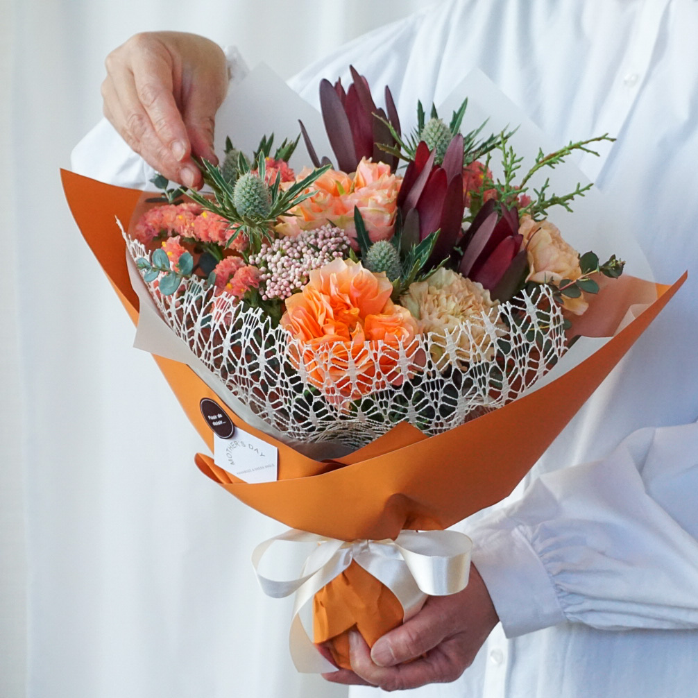 【母の日限定】カーネーションの花束 オレンジ/クール便＋¥330※お届け希望日の3週間前より受付開始