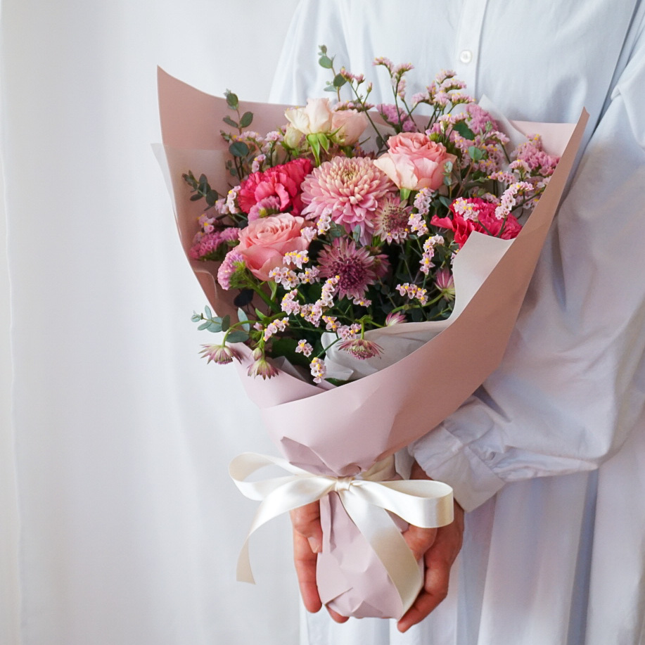 【季節の花束】ピンク■Sサイズ/送料込み