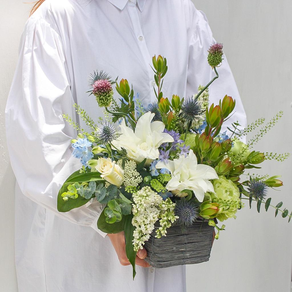 【季節のアレンジ】ホワイト×ブルー■Mサイズ/送料込み