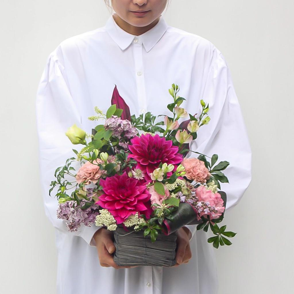 【季節のアレンジ】ピンク■Mサイズ/送料込み