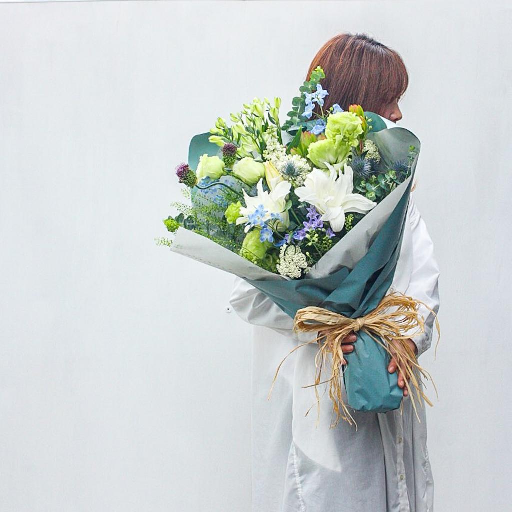 【季節の花束】ホワイト×ブルー■Mサイズ/送料込み